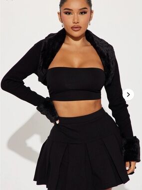 Black Faux-Fur Trim Bolero Jacket - Women